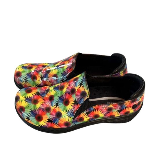 Womens Klogs Footwear Moxy Floral Multicolor Slip-On Work Shoes Size 6.5M - Picture 9 of 9